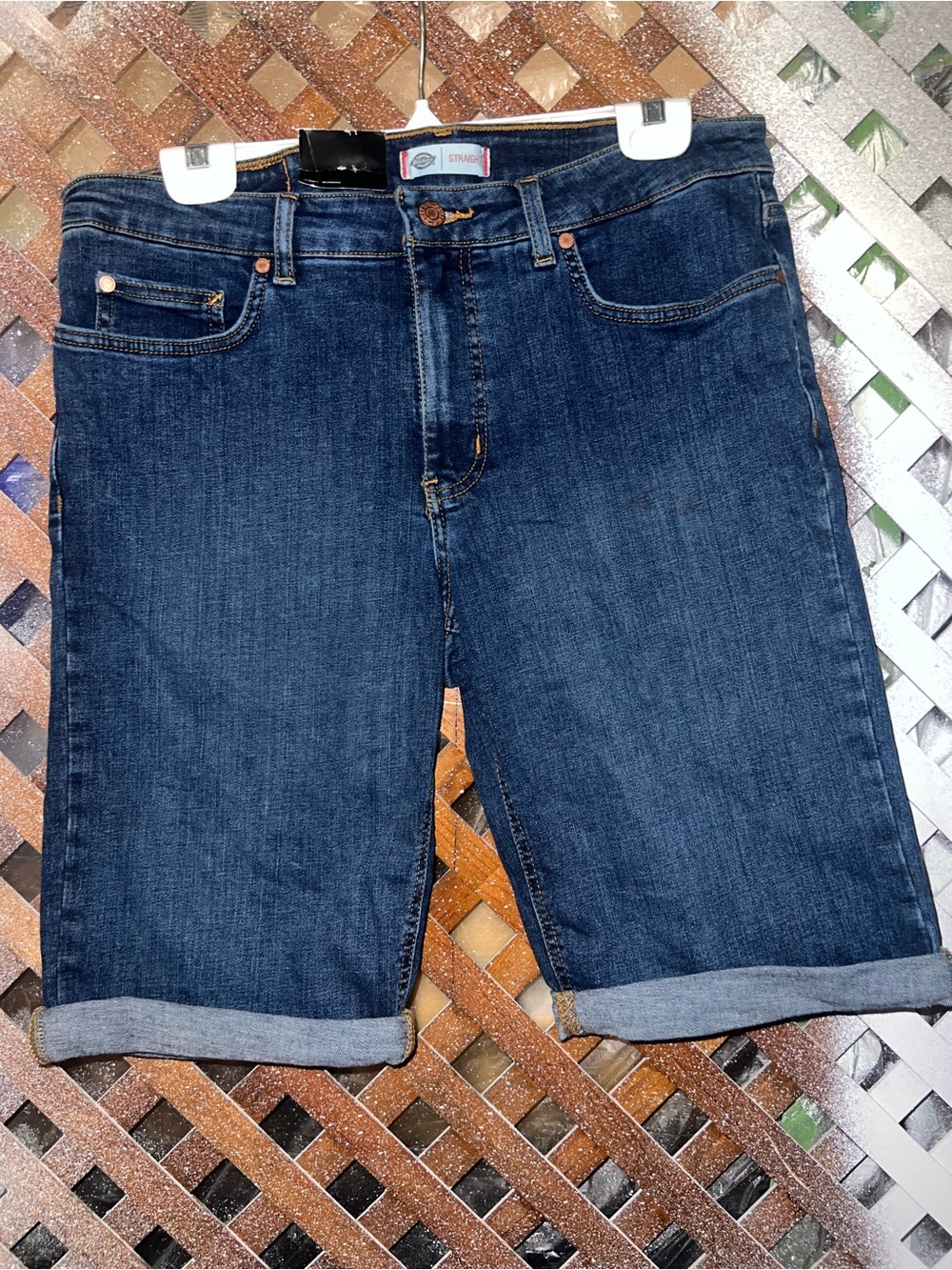 NWT Dickies Womens Straight Dark Indigo Roll-Cuff Denim Shorts sz 10